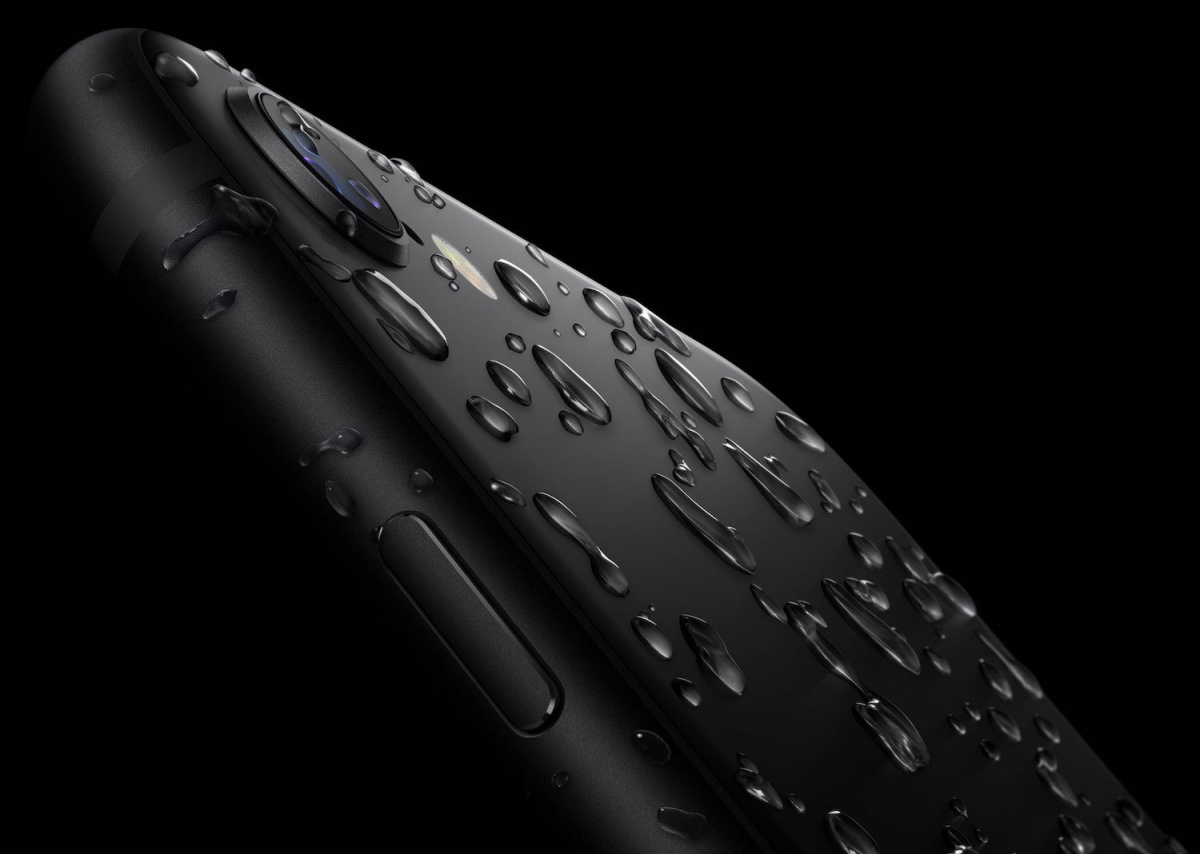 iphone SE IP67 voda