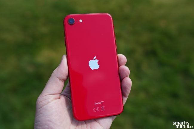 iPhone SE 2020 01