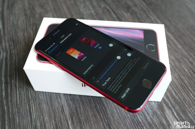 iPhone SE 2020 12 iPhone SE 2020 12