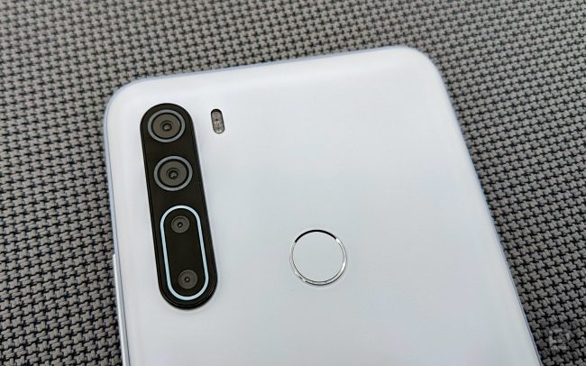 HTC U20 04