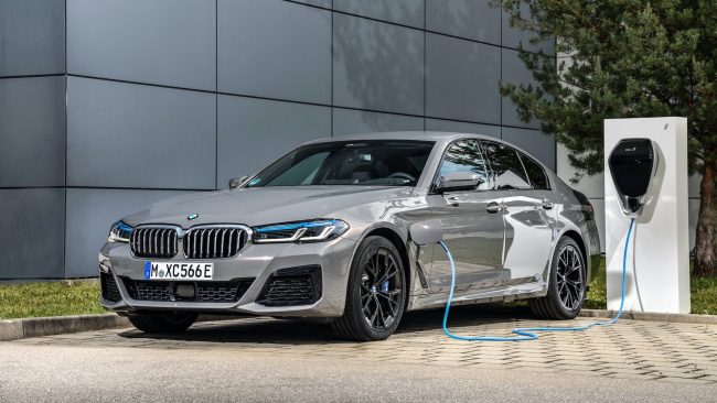 Plugin hybridni BMW rady 5