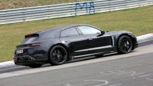 Porsche Taycan Cross Turismo