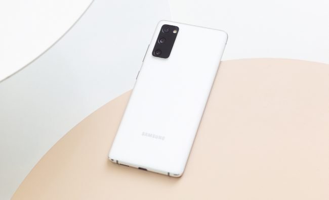 Galaxy S20 FE Cloud White