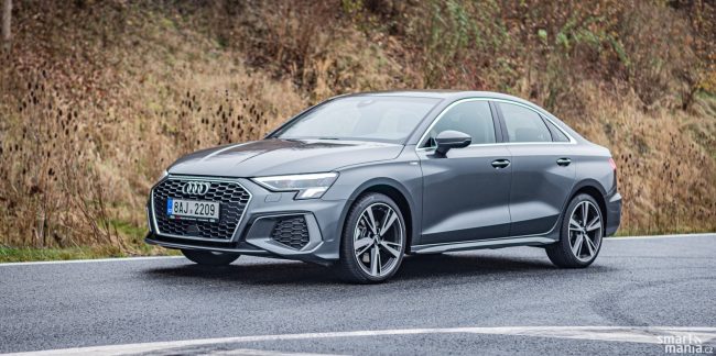 Audi A3 Limuzina 15 Lepší rozložení hmotnosti, nízké těžiště, nová platforma MQB evo a hojné použití vysokopevnostní oceli (a tím žádné kroucení karoserie) se podepisují na bezkonkurenčních jízdních vlastnostech.