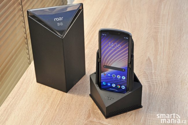Motorola Razr 5G 2020 002