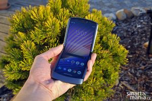 Motorola Razr 5G 2020 023