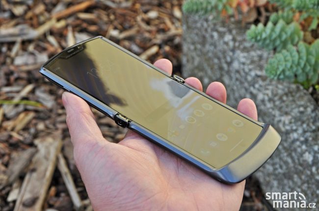 Motorola Razr 5G 2020 038