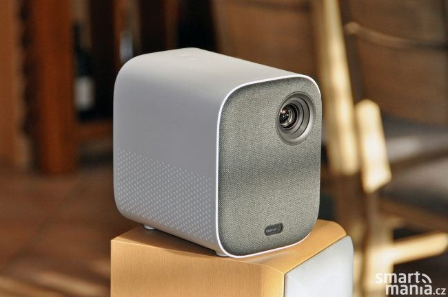 Xiaomi Mi Smart Compact Projector 034