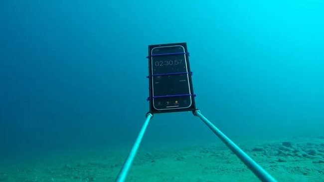 diving iphone12
