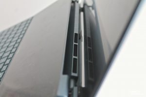 Asus ZenBook Duo UX482 5
