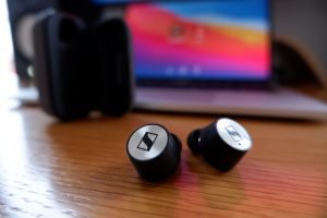 Sennheiser momentum true wireless 2 JPG16