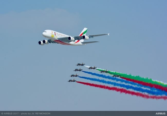A380 Al Fursan flypast at Dubai Airshow 2017 3 A380 Al Fursan flypast at Dubai Airshow 2017 3