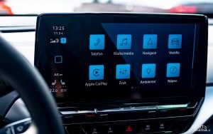 Rychlost systému se zlepšila. Ale pořád má Volkswagen prostor pro inovace. Nový infotainment je možné aktualizovat přes 4G bez návštěvy servisu.