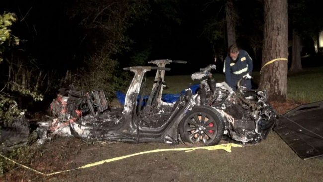 Tesla crash Tesla crash