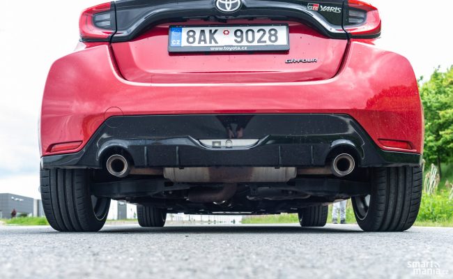 Yaris GR ve verzi GR-FOUR. Tohle potřebujete. Yaris GR ve verzi GR-FOUR. Tohle potřebujete.