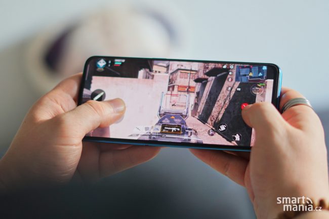 Oppo Reno 5 5G hry 3