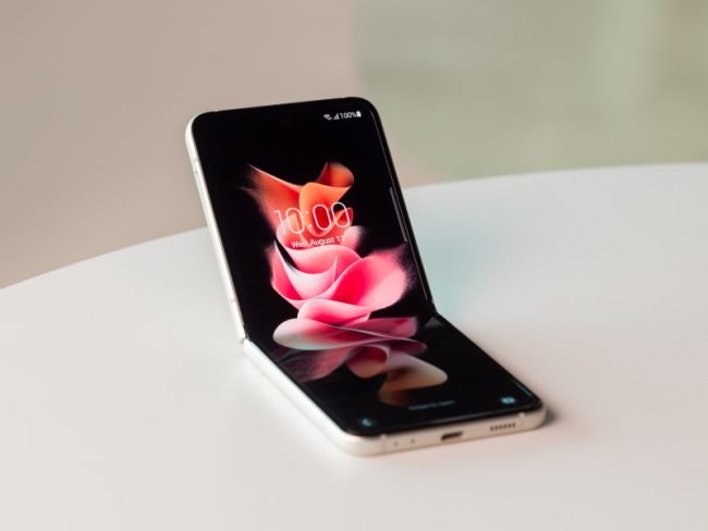 800 600 Samsung Galaxy Z Flip3