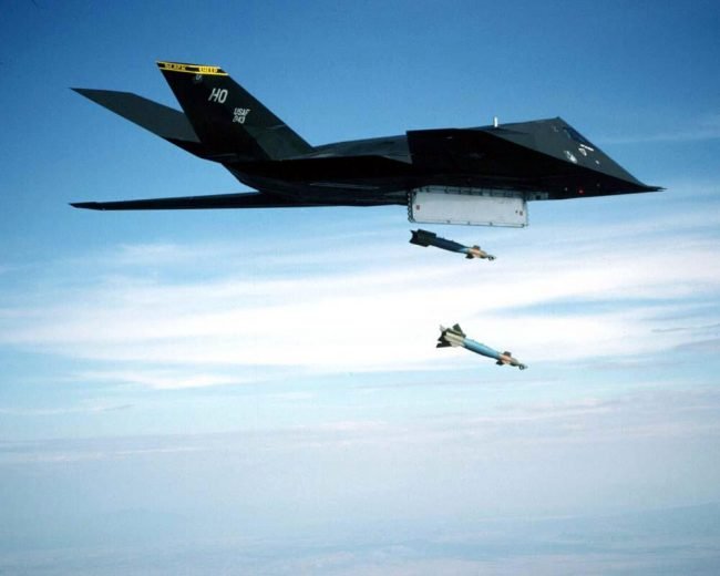 F 117 Nighthawk bomby F 117 Nighthawk bomby