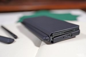 Samsung Galaxy Fold 3 03