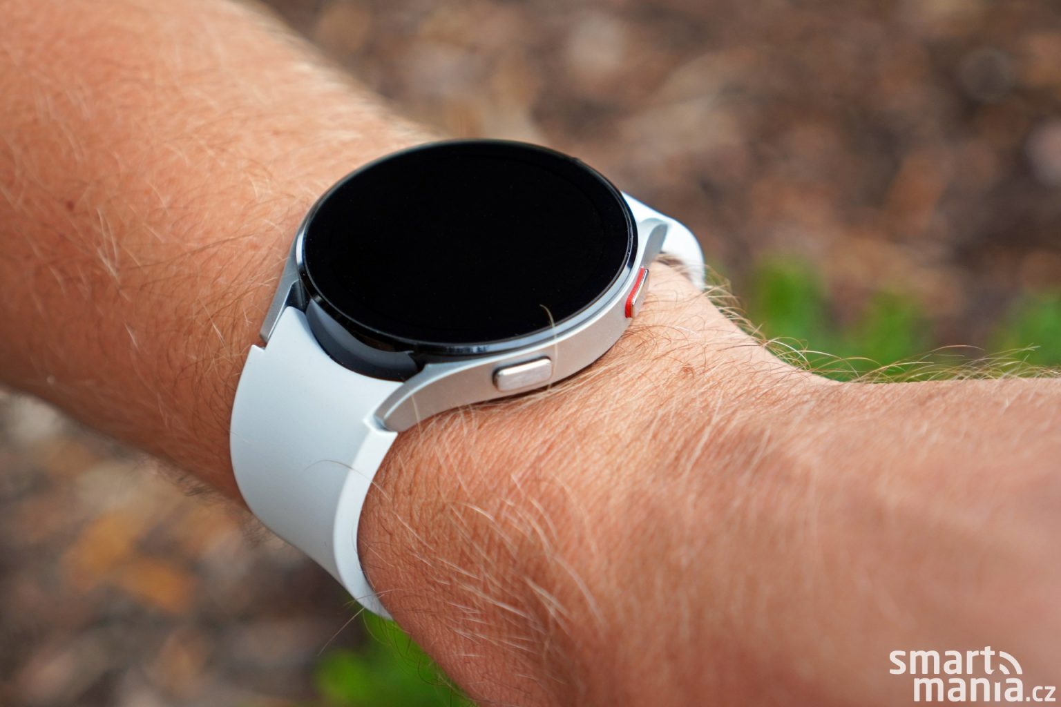 Recenze Samsung Galaxy Watch 4 elegantní hodinky s příchutí Wear OS