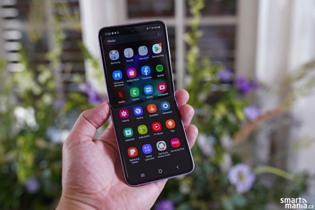 Samsung Galaxy Z Flip 3 01