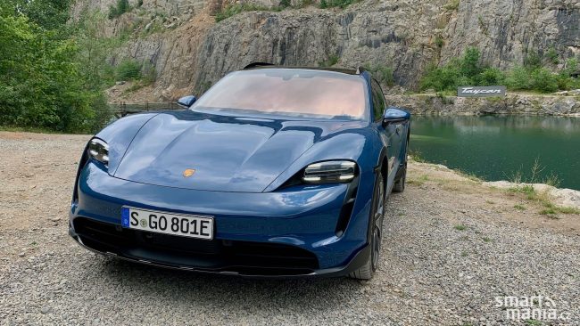 Porsche_Taycan_Cross_Turismo_