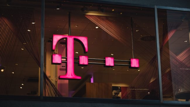 t mobile operator unsplash t mobile operator unsplash