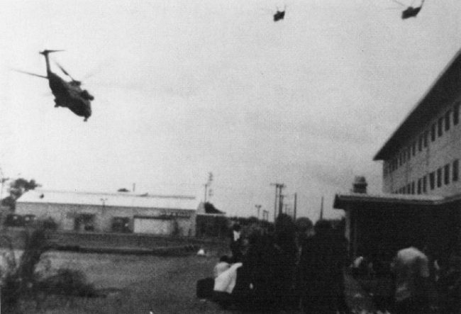 CH 53s evacuate people from LZ 39 in Saigon 1975