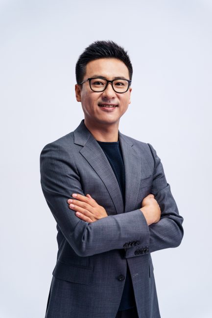 Johnny Zhang 02