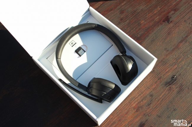 Microsoft modern speaker headset 01