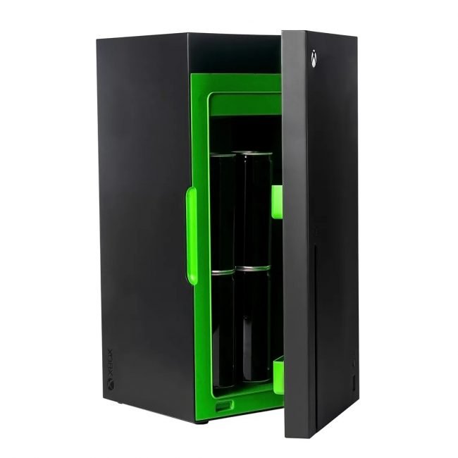 Xbox mini fridge 1
