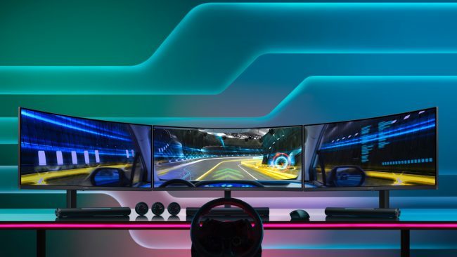 MKT MateViewGT SoundBar CreativeShot ThreeMonitors HQ RGB 20210416