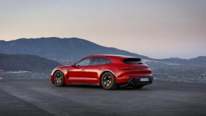 Porsche Taycan GTS Sport Turismo 03
