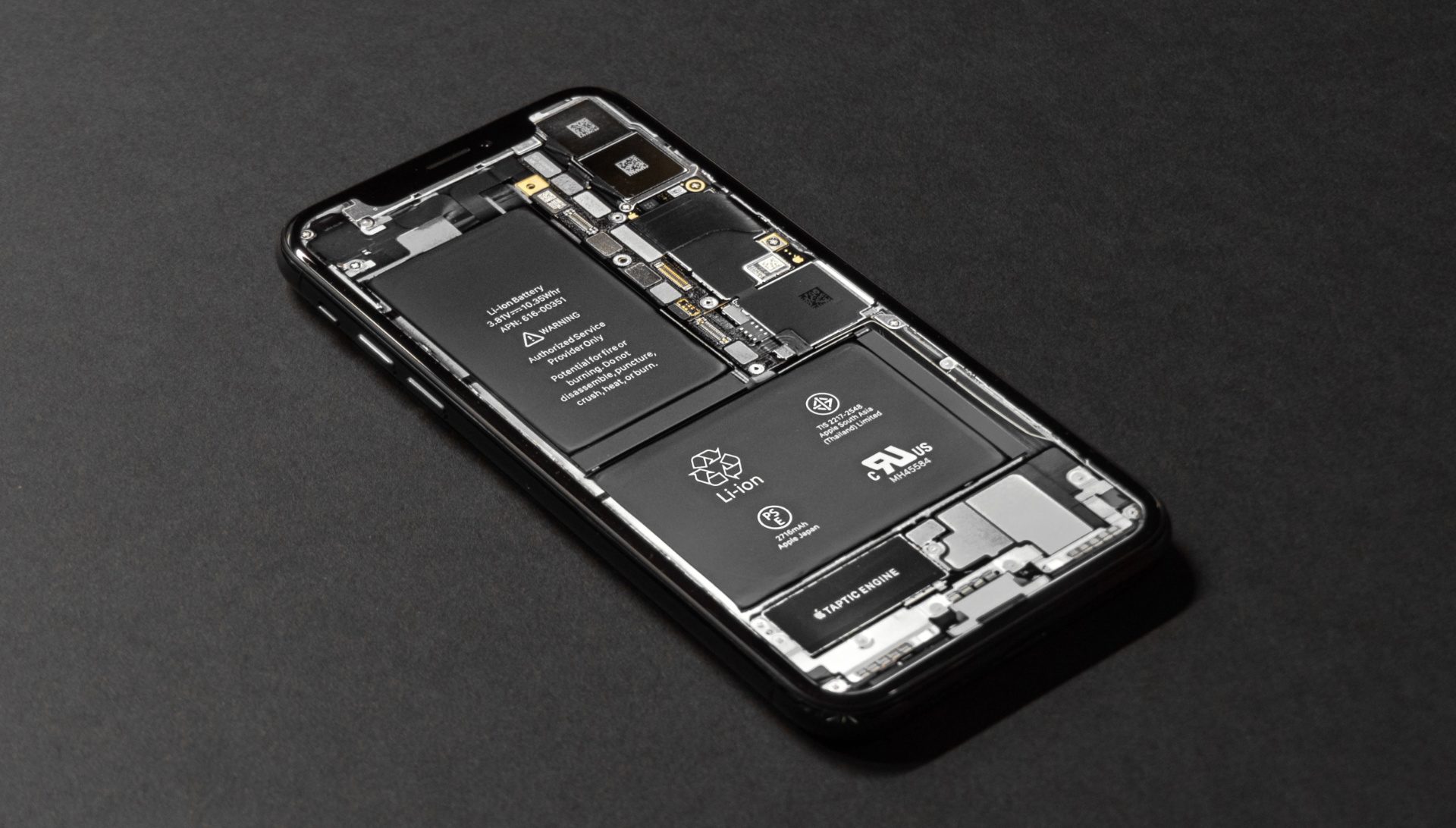 apple iphone battery baterie clanek unsplash