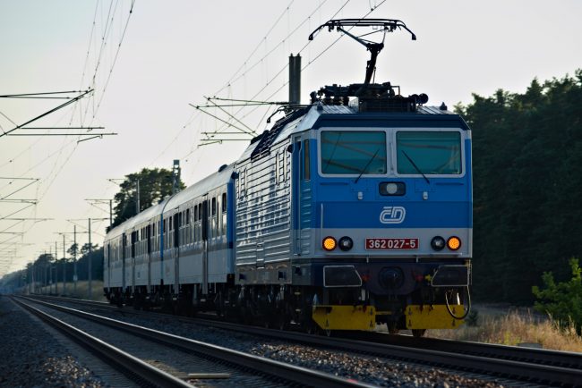 vlak train ceske drahy unsplash vlak train ceske drahy unsplash