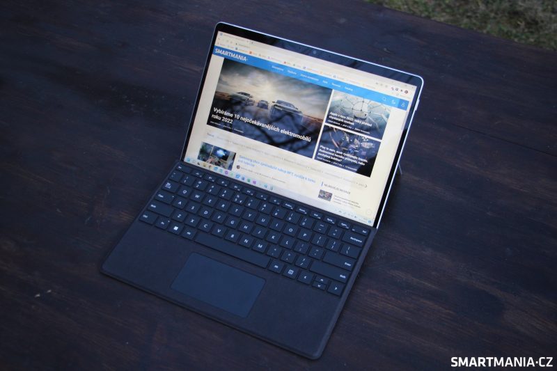 Microsoft Surface Pro 8 05