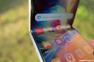 Huawei P50 Pocket 12