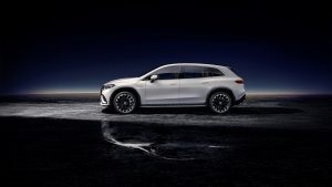 Mercedes benz eqs suv 13