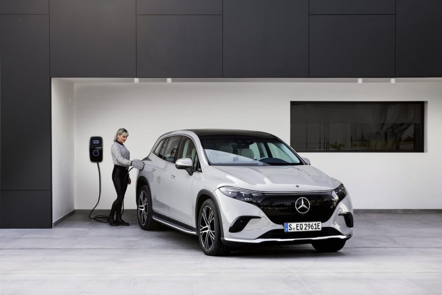 Mercedes benz eqs suv 3 Mercedes benz eqs suv 3