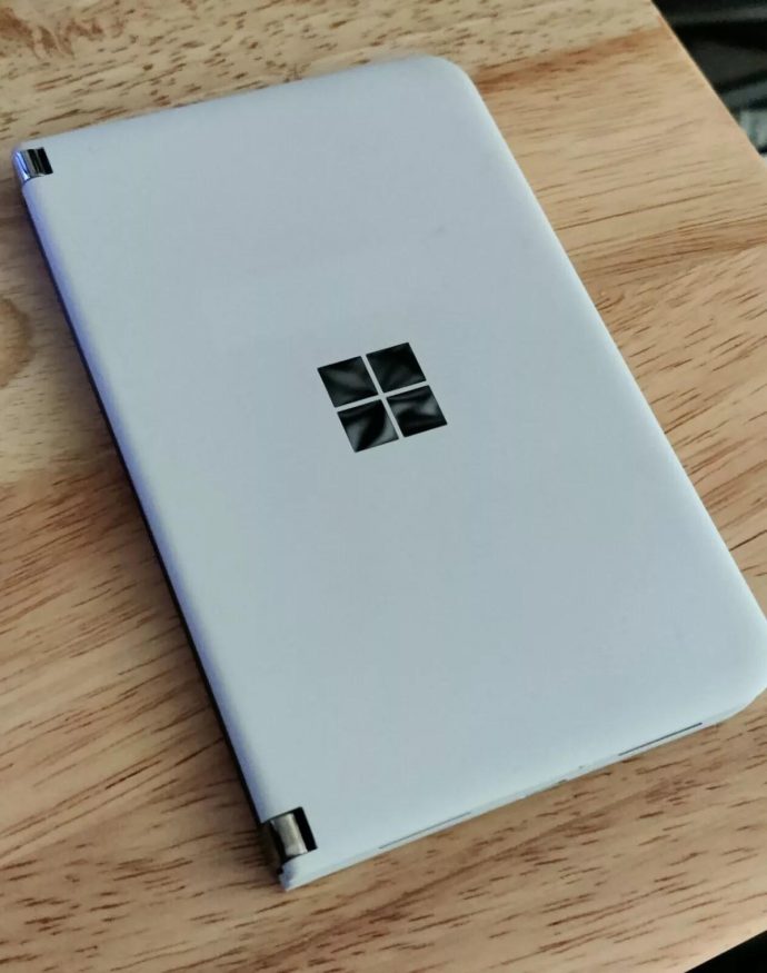 Surface Duo Go 4