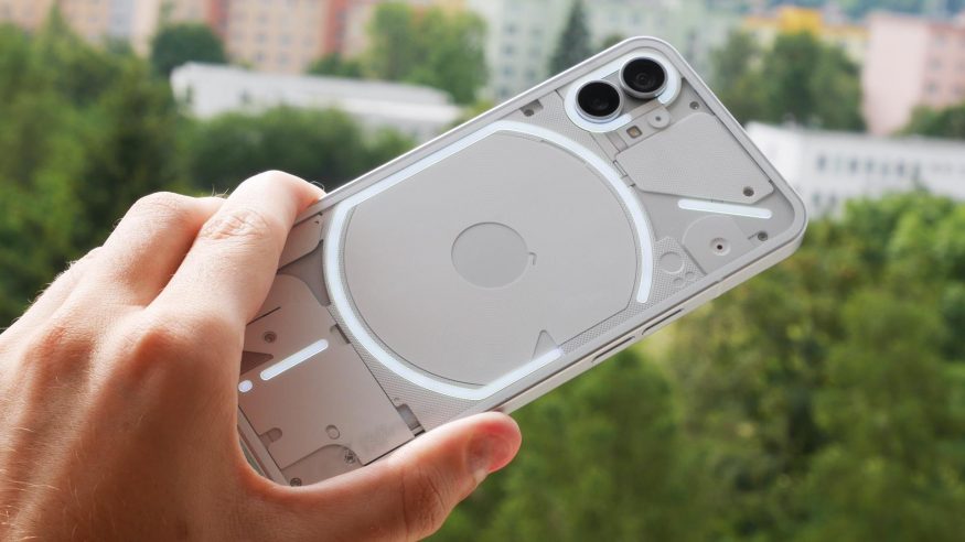 nothing phone 1 dojmy testujeme recenze nothing phone 1 dojmy testujeme recenze