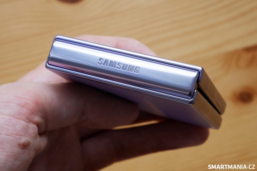 samsung galaxy z flip 4 recenze obr06