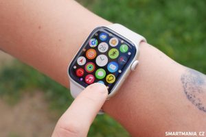 apple watch series 8 recenze 18