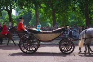 queen elizabeth unsplash mark de jong
