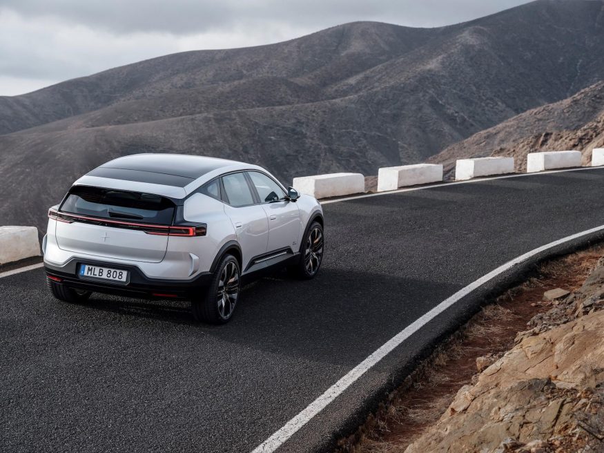 660439 20221012 Polestar 3