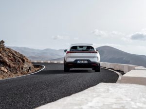 660445 20221012 Polestar 3