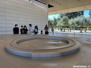 Apple Park Visitors Center 09