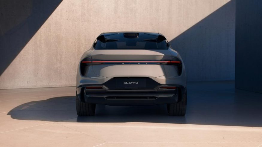 Lotus Eletre hero image 6