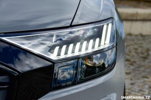 Audi SQ8 12