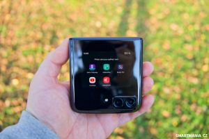 Motorola Razr 2022 10